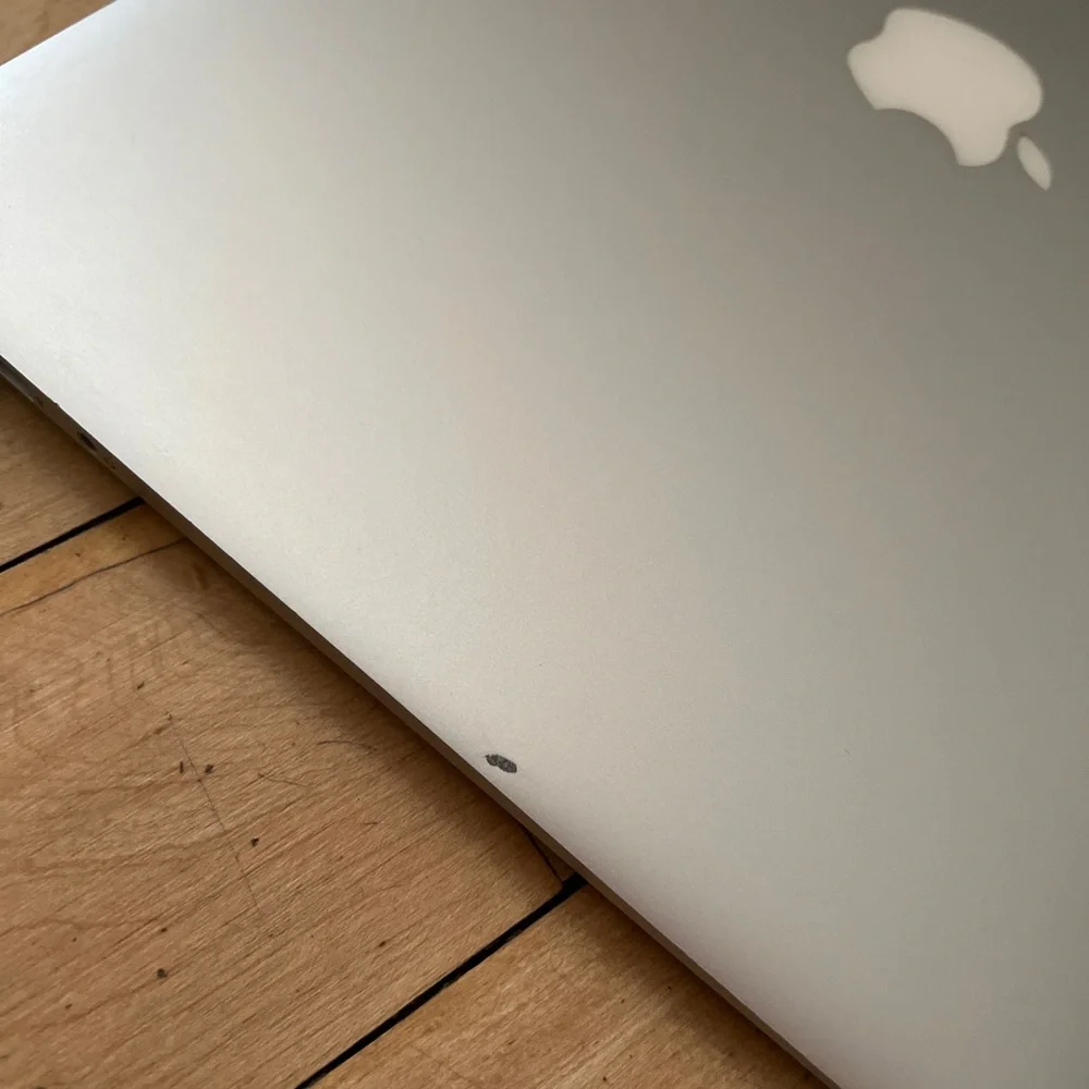 Apple MacBook Air 13 inch 2012